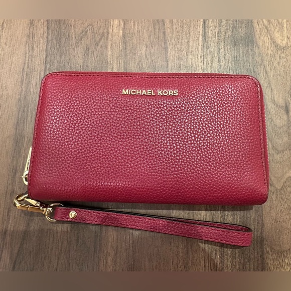 Michael Kors Cherry Wristlet - Picture 2 of 4
